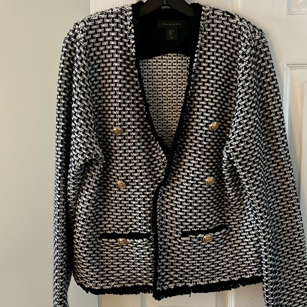 Tahari Black and White Knitted Sweater Blazer Cardigan size XL